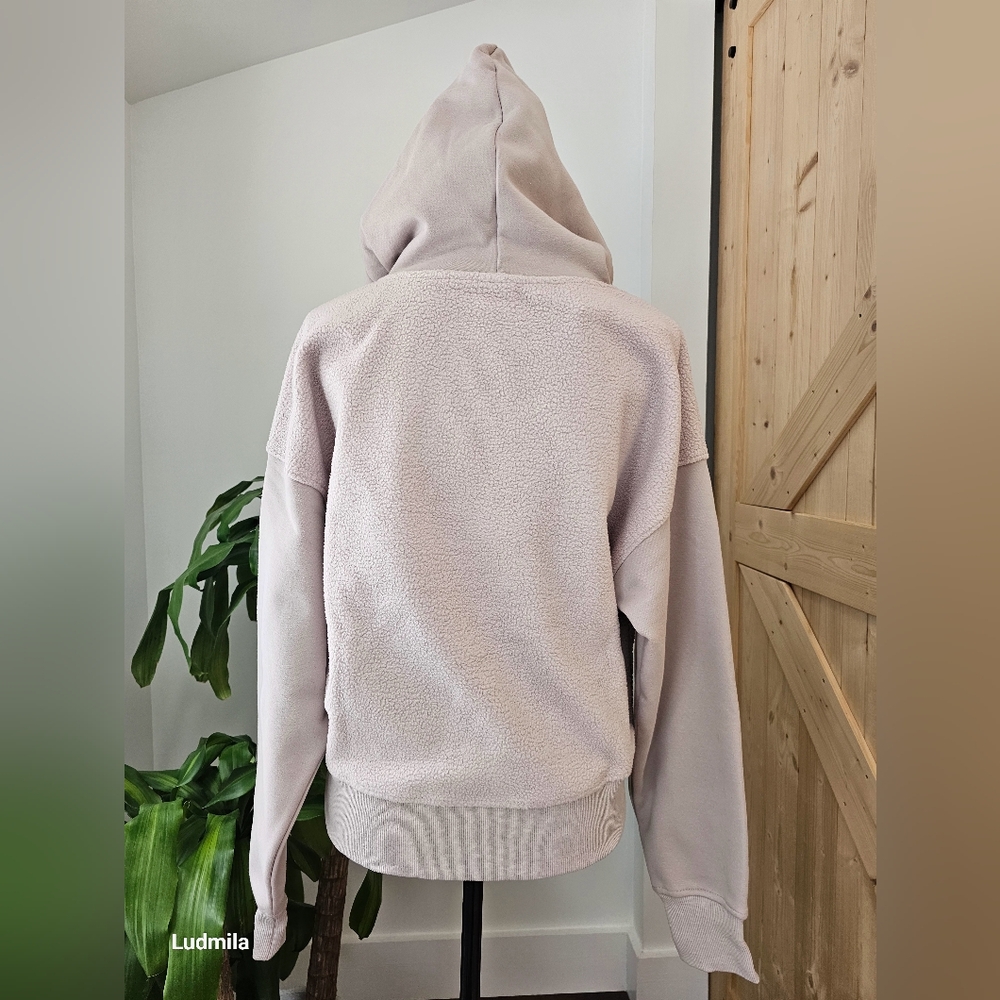 LOLE size M womens' abalone hoodie - Picture 7 of 8